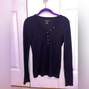 American Eagle Outfitters Black Fitted Long Sleeve Tee